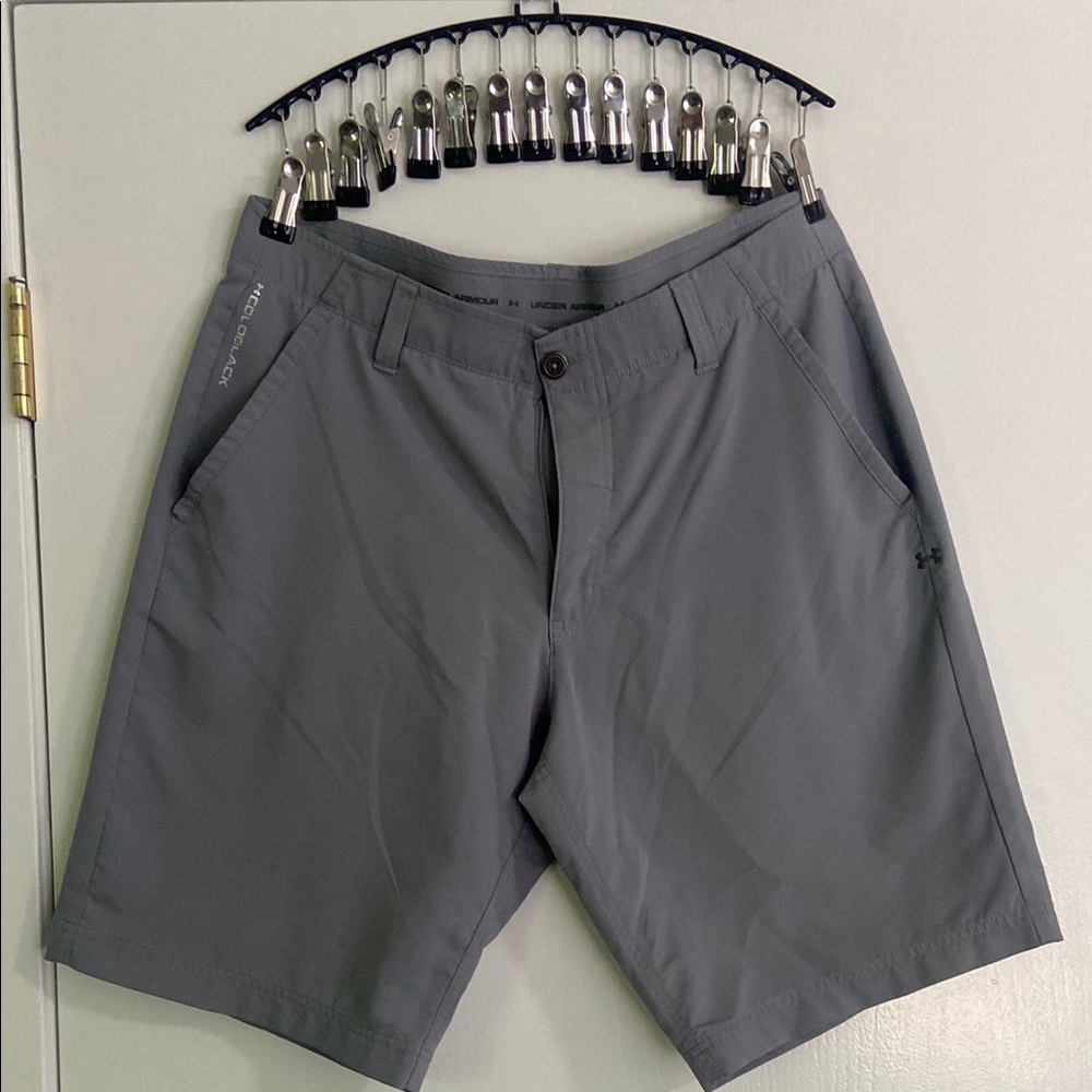 Under Armour Gray Athletic Shorts Lightweight Performance Design